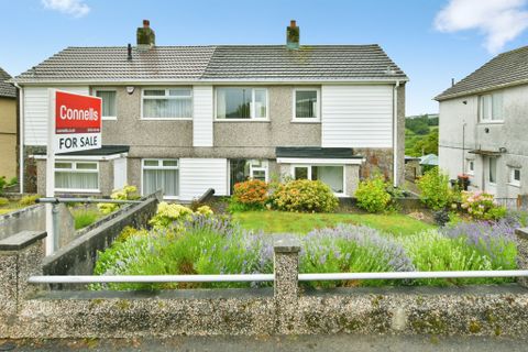 West Malling Avenue, Plymouth PL5