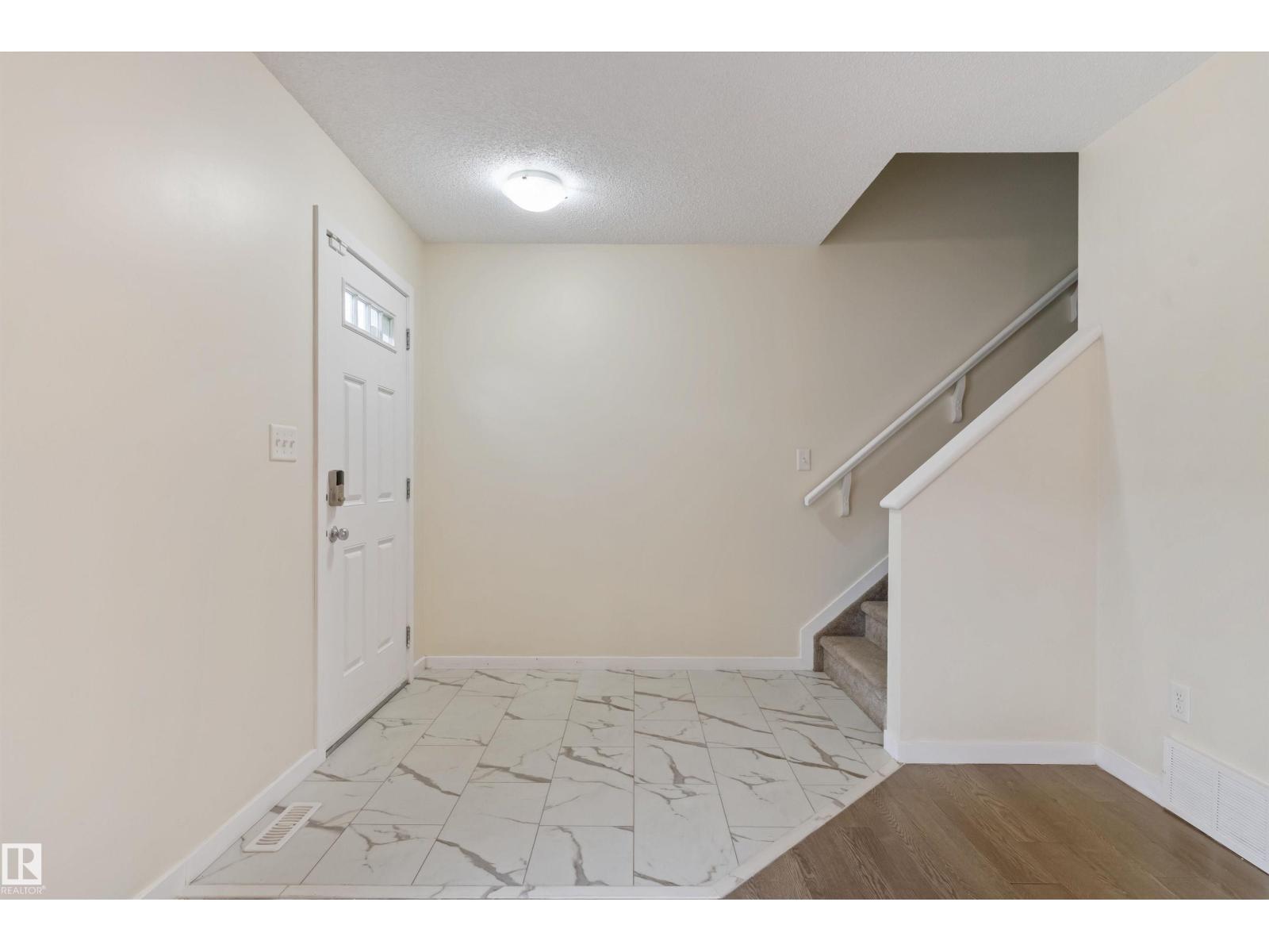 336 Watt Boulevard SW, Edmonton, AB, T6X1R7 photo 3