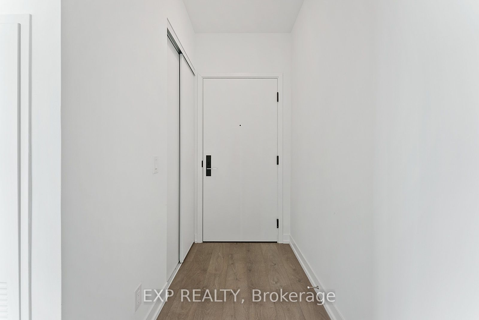 Additional image 2 of 908-270 Dufferin Street, Toronto, ON, M6K 0H8