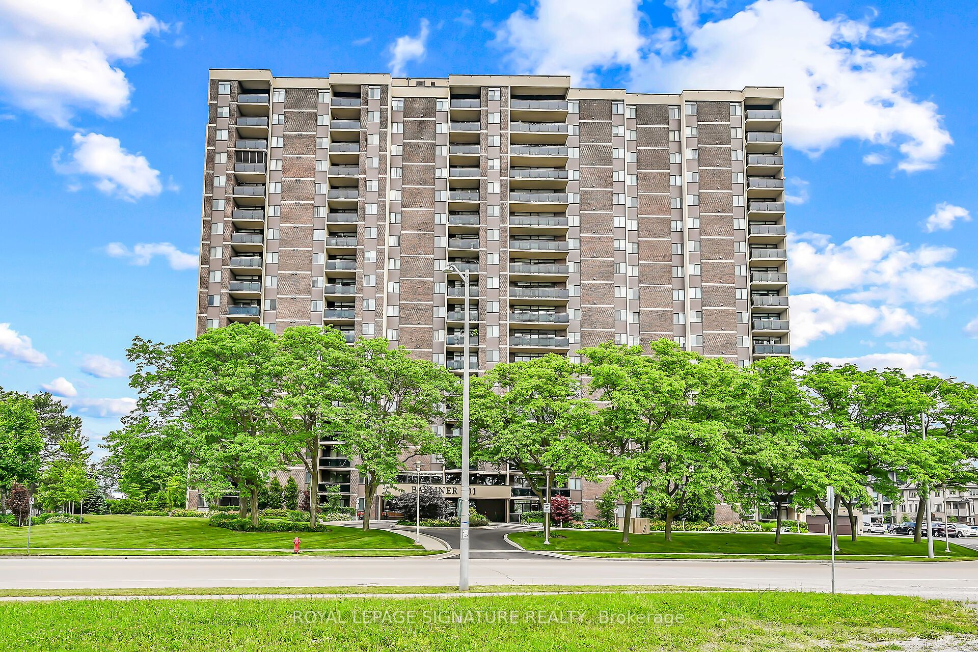 Additional image 3 of 907-301 Frances Avenue, Hamilton, ON, L8E 3W6