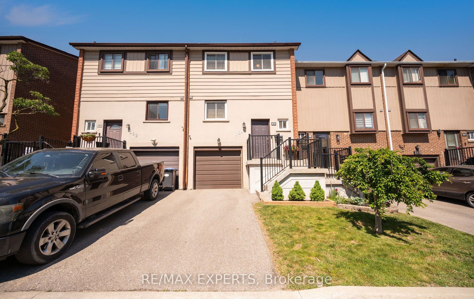 15-161 Moregate Crescent, Brampton, ON, L6S 3K9
