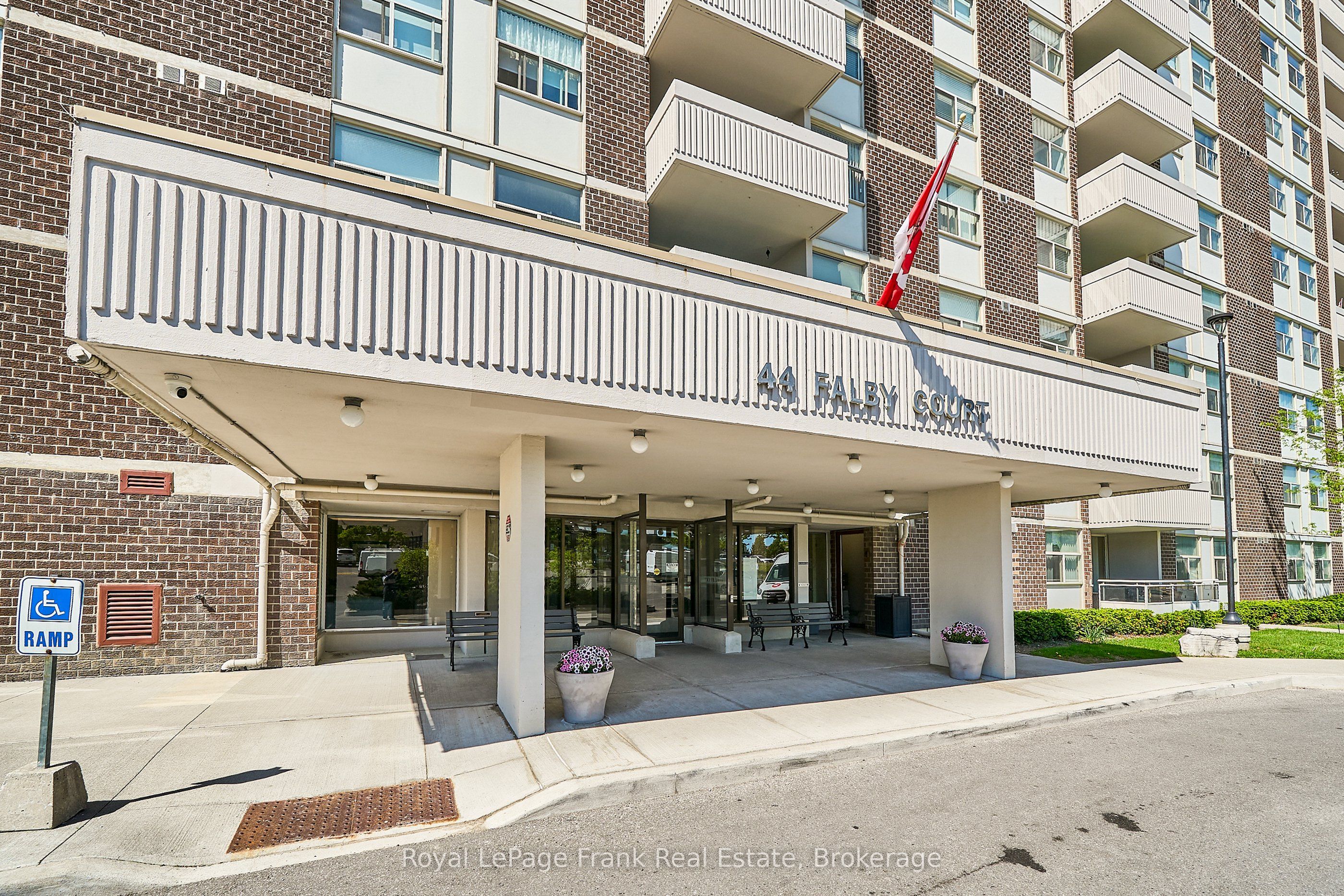909-44 Falby Court, Ajax, ON, L1S 3L1