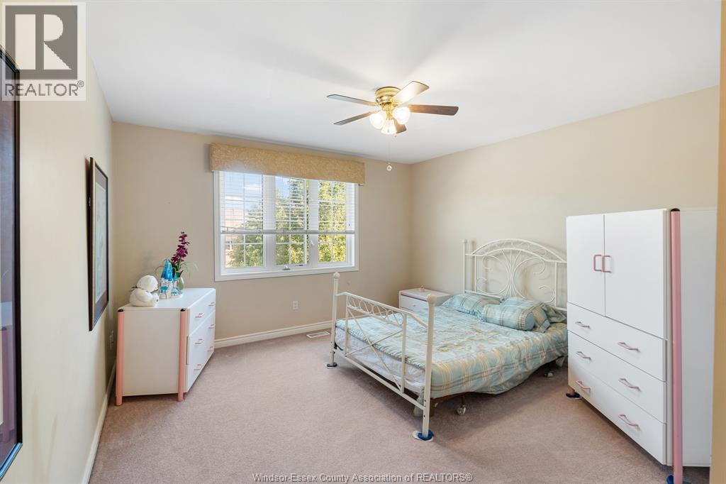 11827 Boulder Crescent, Windsor, ON, N8P1Z8 photo 4