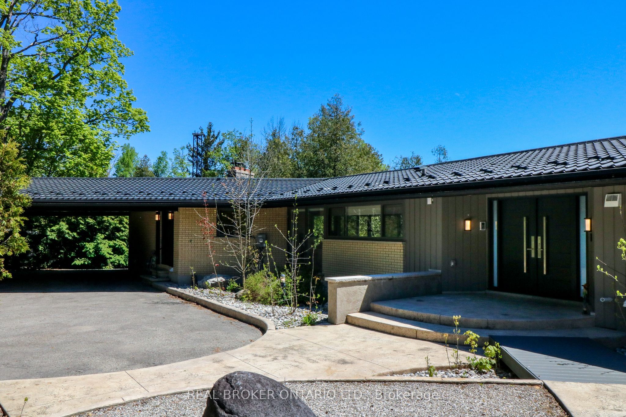 285 Balmy Beach Road, Georgian Bluffs, ON, N4K 5N4 photo 3