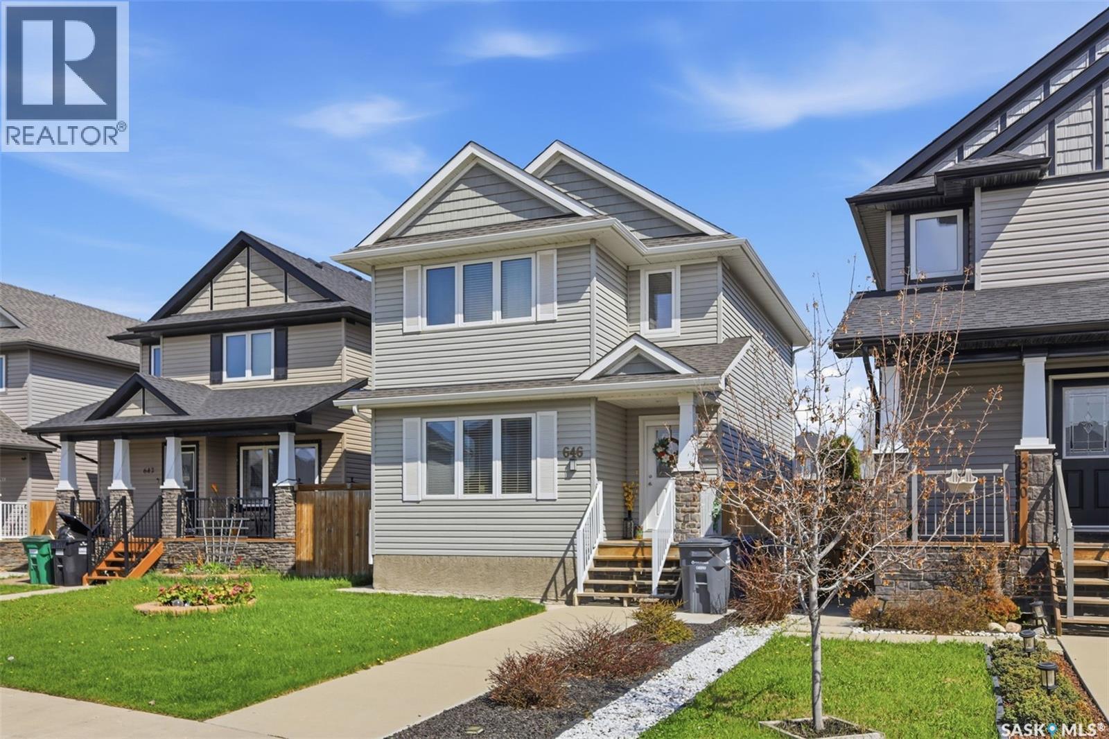 646 Hampton Circle, Saskatoon, SK, S7R0J5