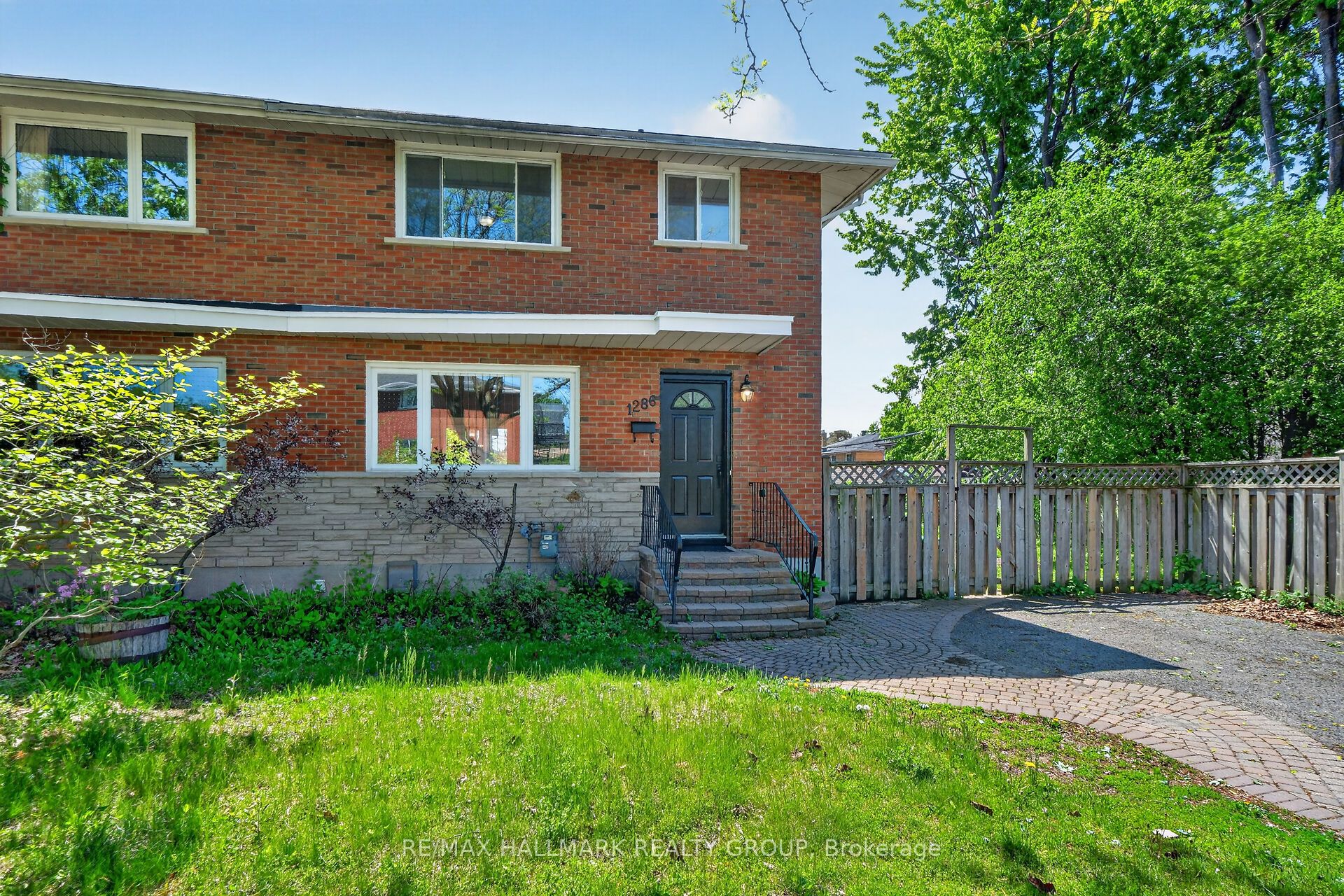 Additional image 4 of 1286 Bonnie Crescent, Ottawa, ON, K2C 2A2