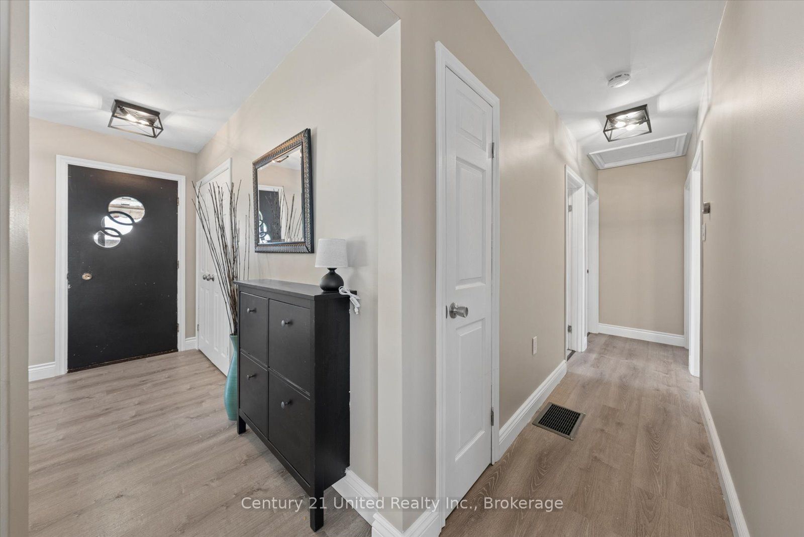 Additional image 6 of 534 Robert Road, Peterborough, ON, K9J 5T1
