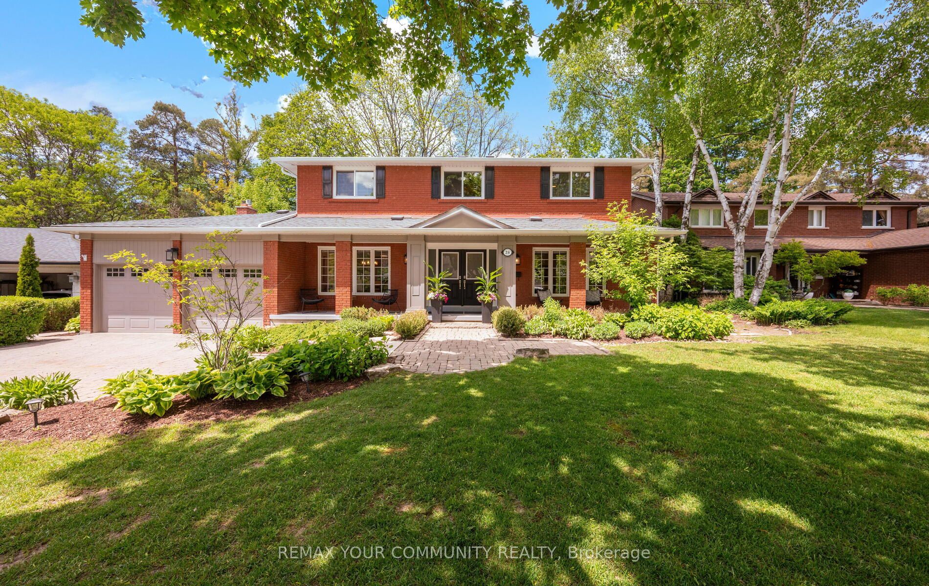 24 Hawthorne Lane, Aurora, ON, L4G 3K6