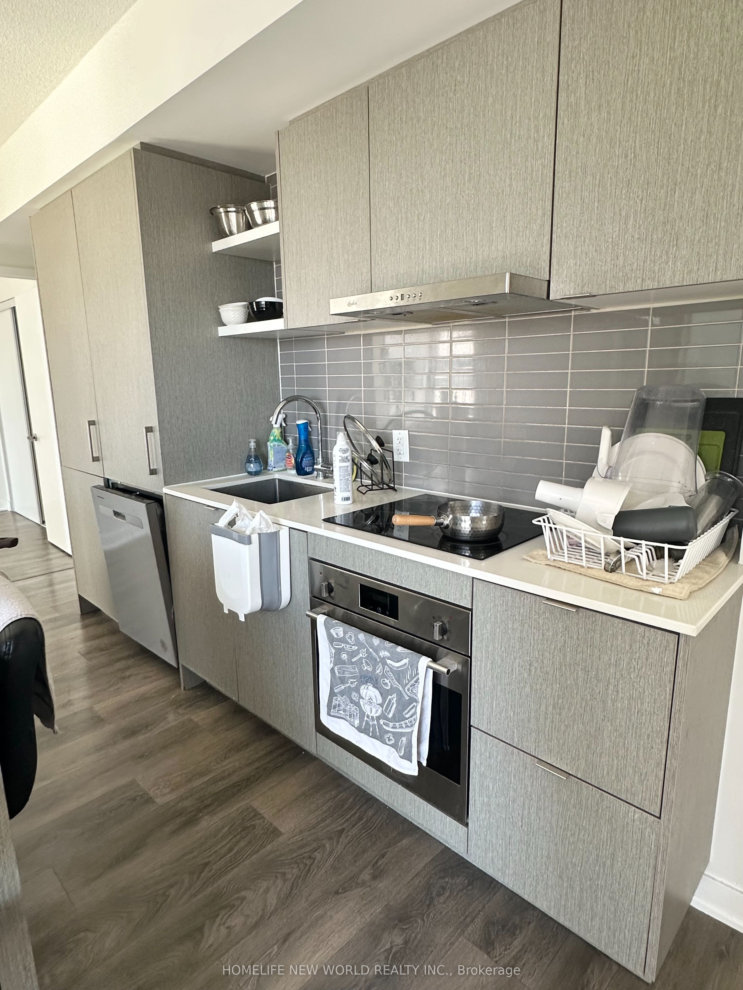 1610-88 Harbour Street, Toronto, ON, M5J 0C3 photo 3