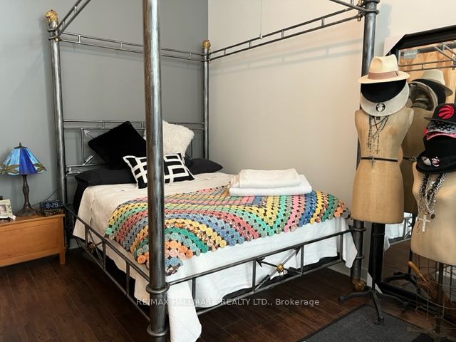 1060-155 Dalhousie Street, Toronto, ON, M5B 2P7 photo 5