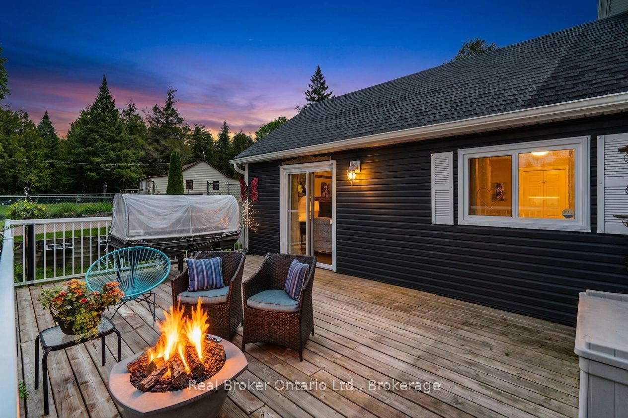 83 King Road, Tay, ON, L0K 1S0 photo 2