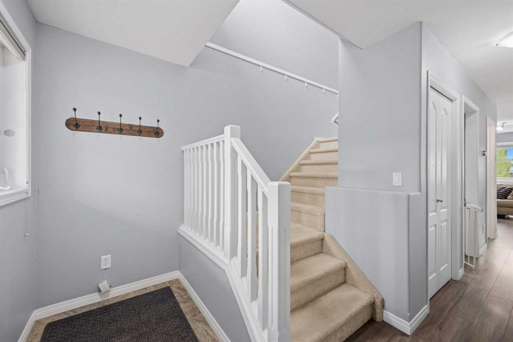 44 Arthur Close, Red Deer, AB, T4R 3M5 photo 5