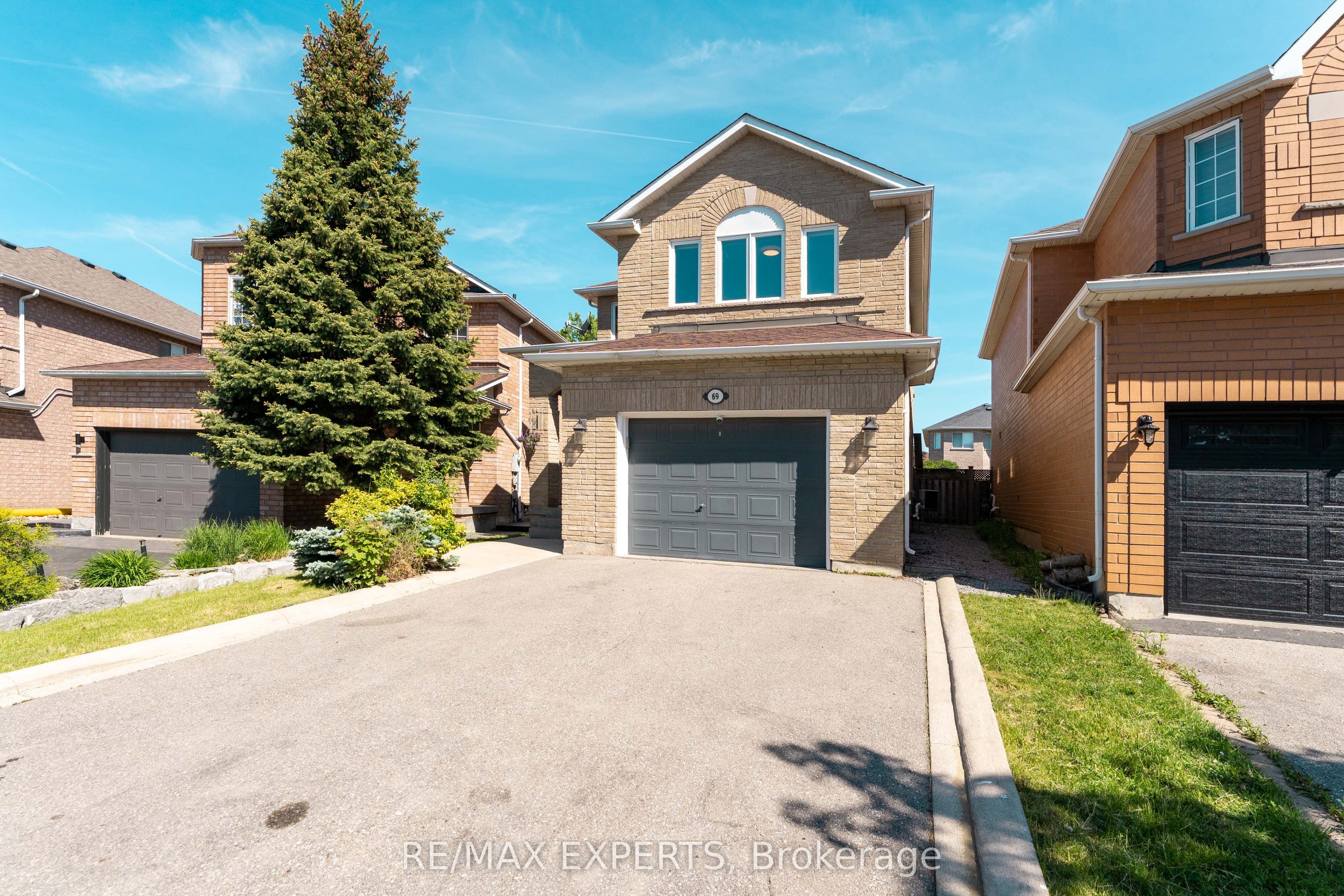 69 Shetland Crescent, Vaughan, ON, L6A 3B8 photo 2