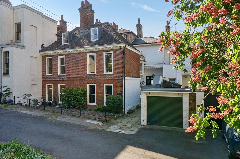 5 bed semi-detached house for saleBoley Hill, Rochester ME1
