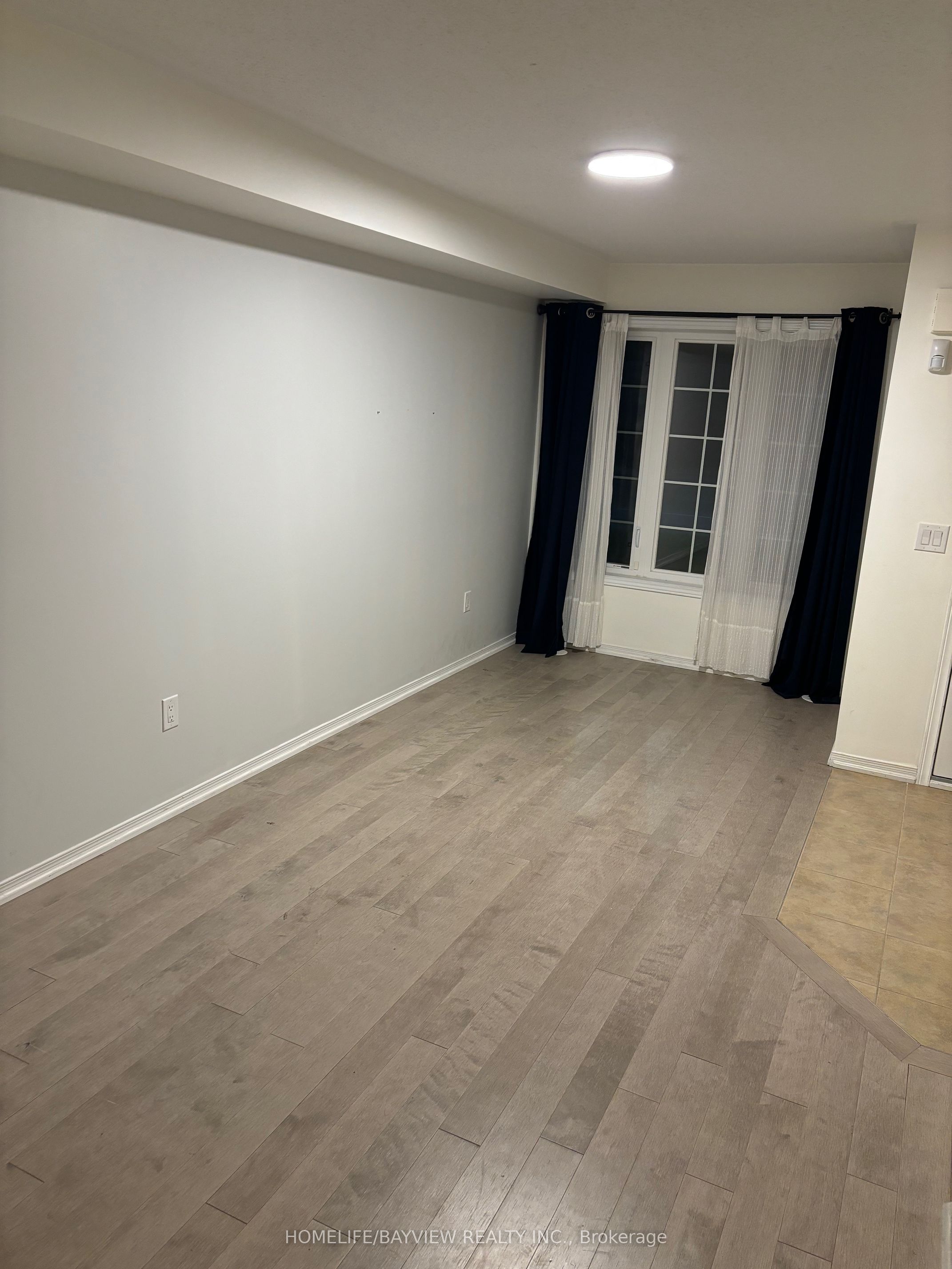 5241 Major Mackenzie Drive E, Markham, ON, L6C 0N3 photo 2