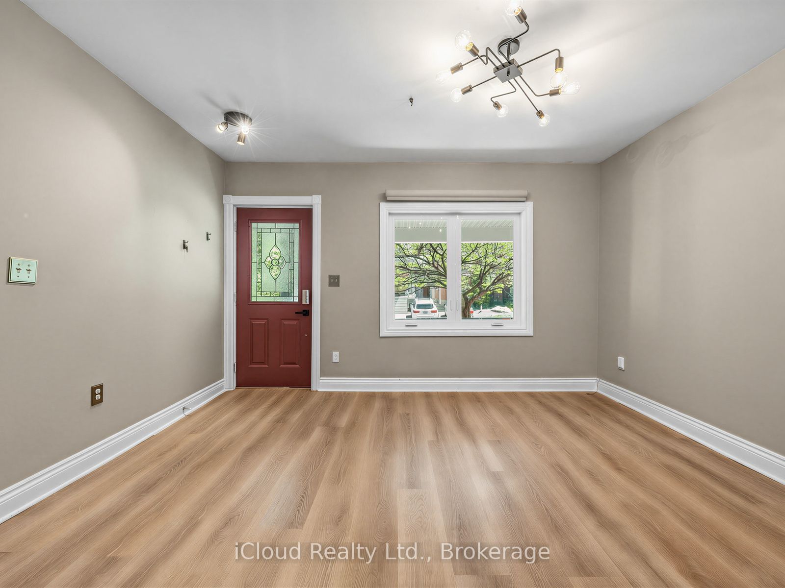 Additional image 4 of 192 Gledhill Avenue, Toronto, ON, M4C 5L1