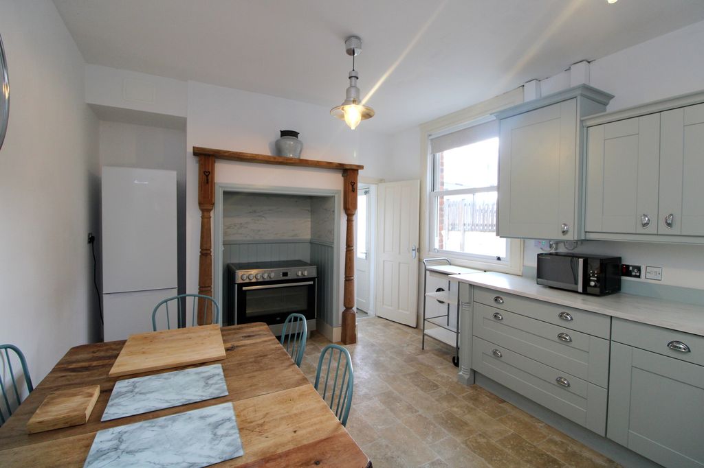 Additional image 10 of 5 bed town house for sale52 Brighton Road, Rhyl LL18