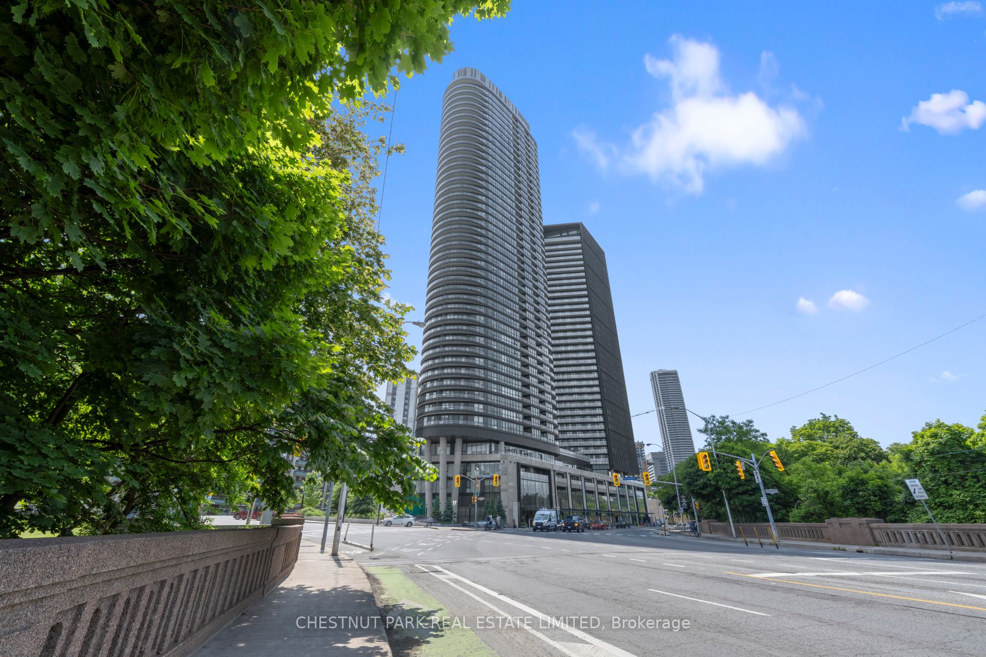 4419-585 Bloor Street E, Toronto, ON, M4W 0B3