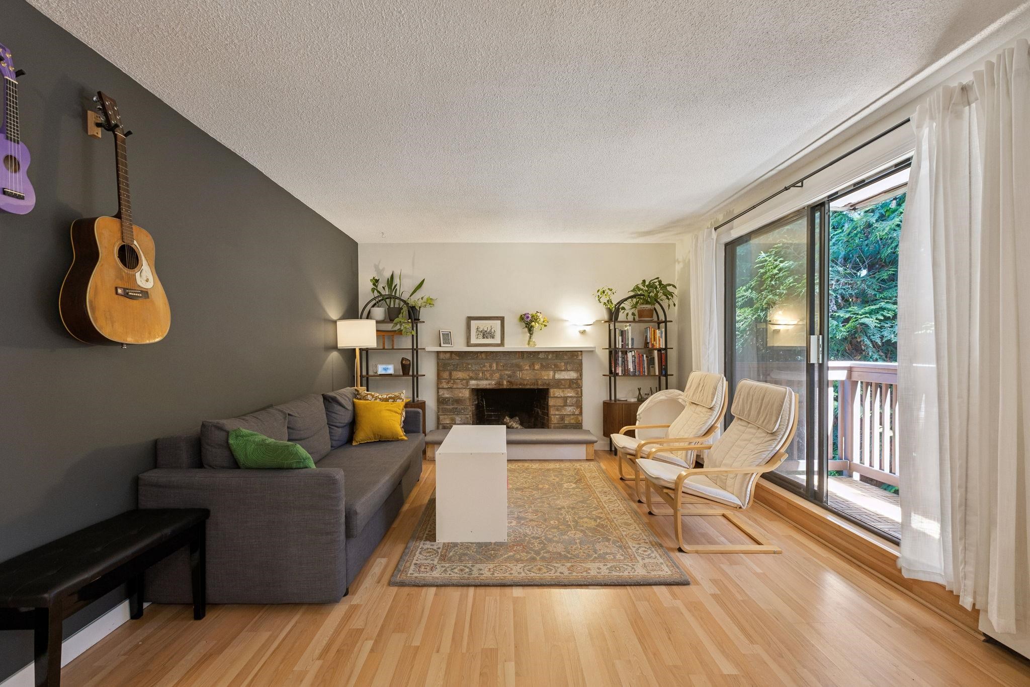 Additional image 3 of 209-310 3rd Street E, North Vancouver, BC, V7L 1E9