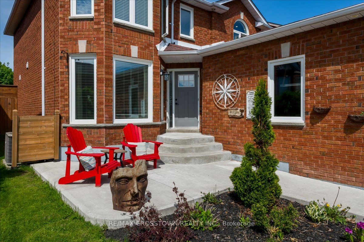 92 Golden Meadow Road, Barrie, ON, L4N 7G4 photo 3