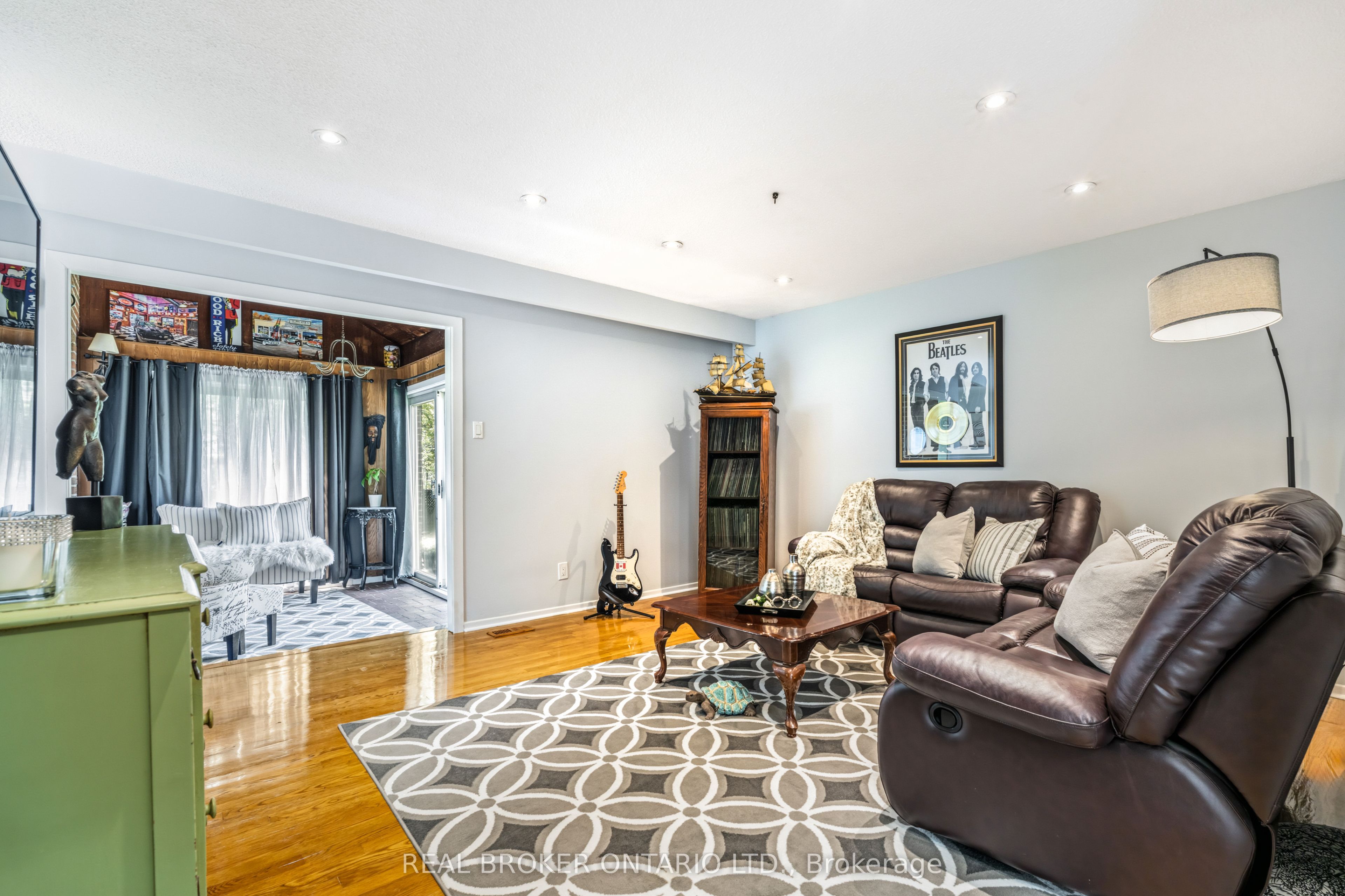 2873 Inlake Court, Mississauga, ON, L5N 2A4 photo 4
