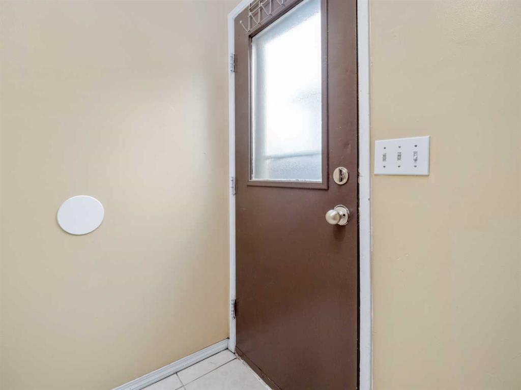 3-269 Laval Boulevard W, Lethbridge, AB, T1K 4E2 photo 5