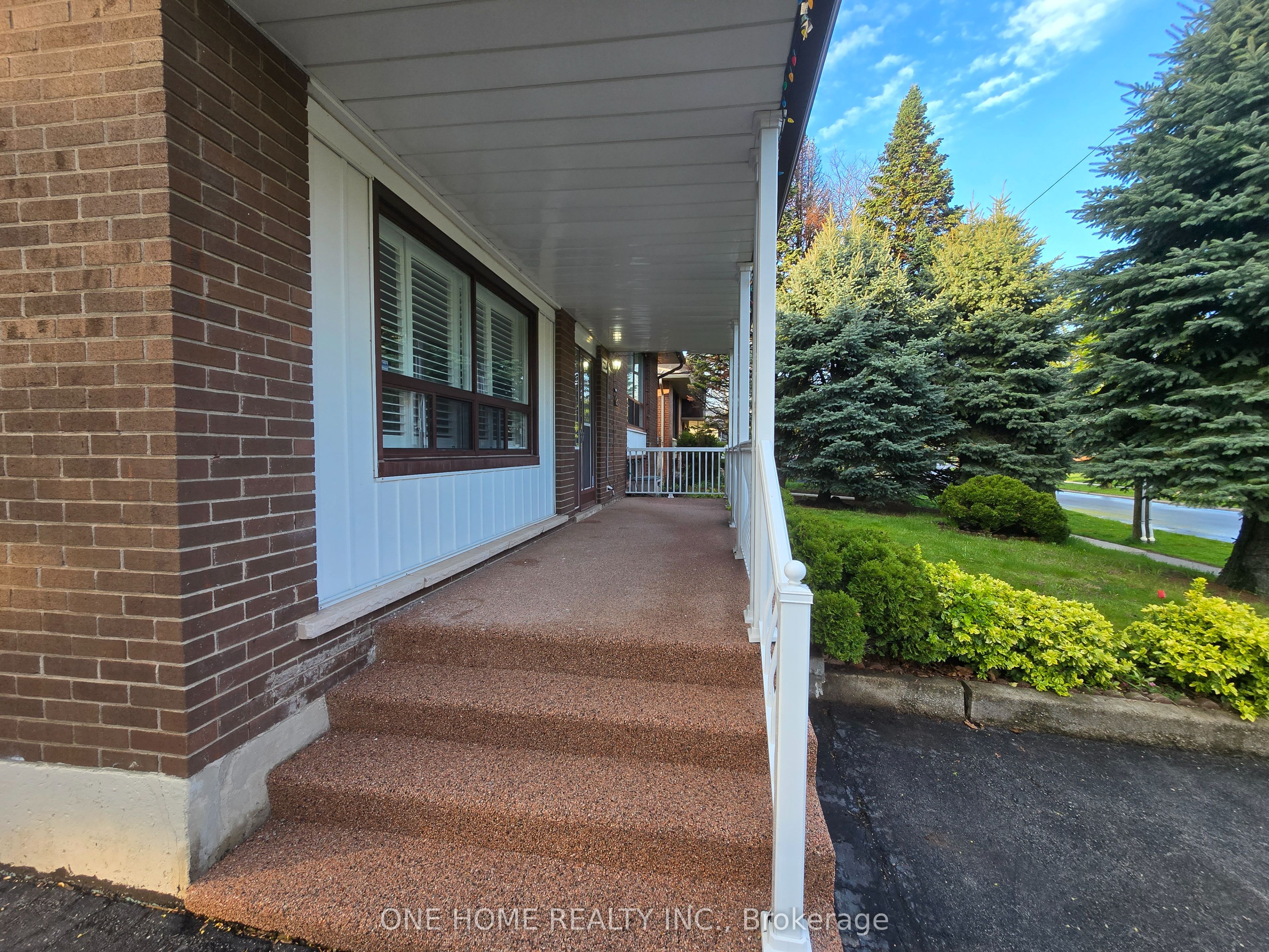 Additional image 3 of 223 Elmwood Road, Oakville, ON, L6K 2A9
