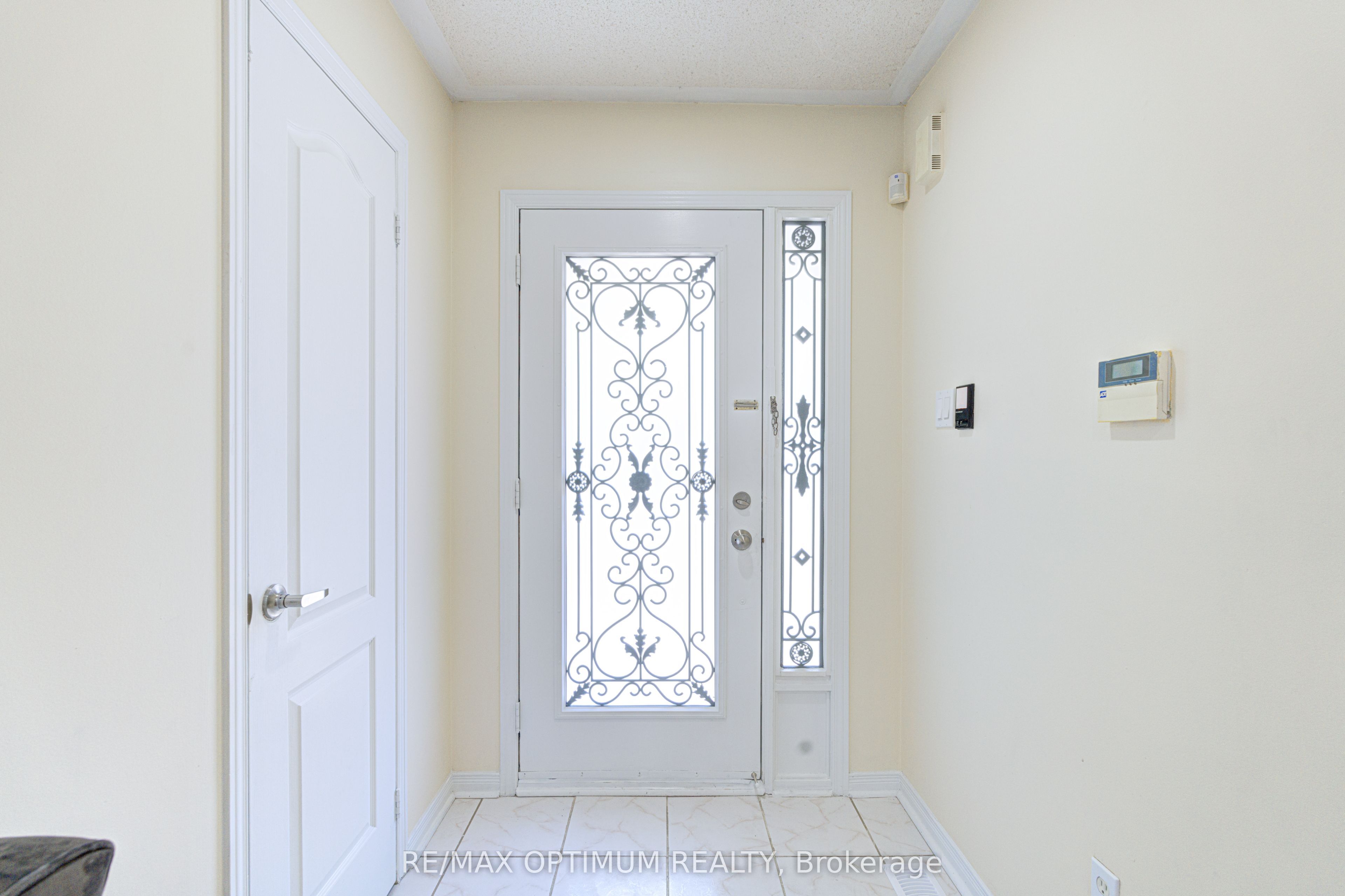 20 Bramfield Street, Brampton, ON, L7A 2W3 photo 3