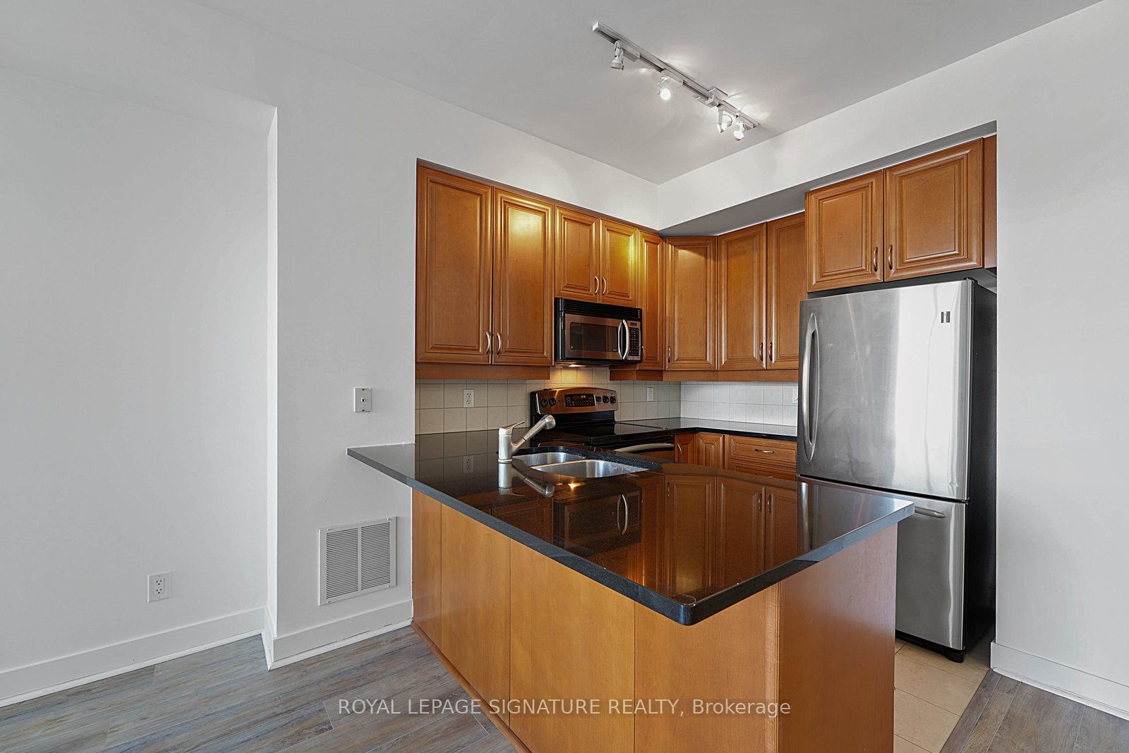 Additional image 5 of 1417-438 King Street W, Toronto, ON, M5V 3T9