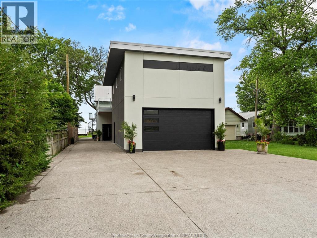 1674 Caille Avenue, Lakeshore, ON, N8L0J4