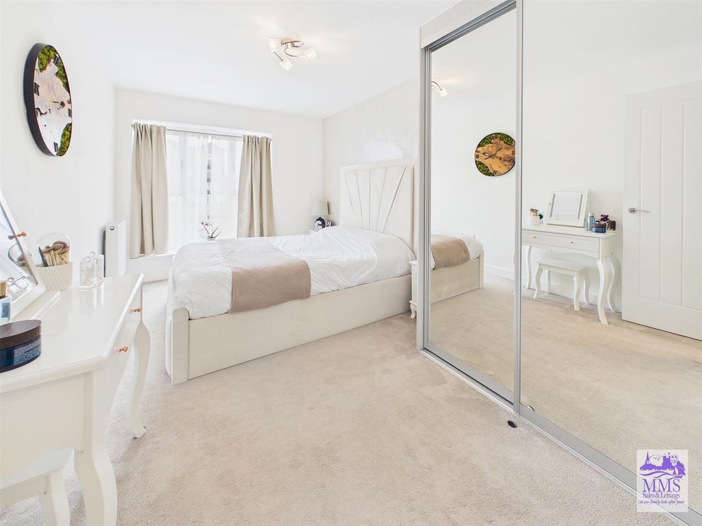 Additional image 2 of 2 bed flat for saleGlenway Road, Rochester ME1