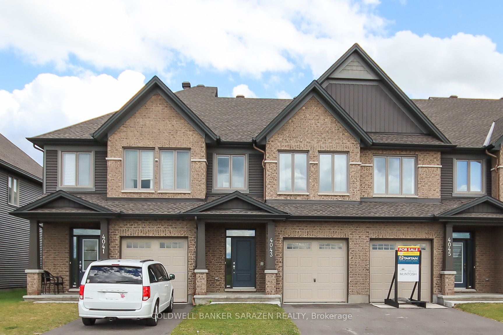 4043 Kelly Farm Drive, Ottawa, ON, K1T 0E3