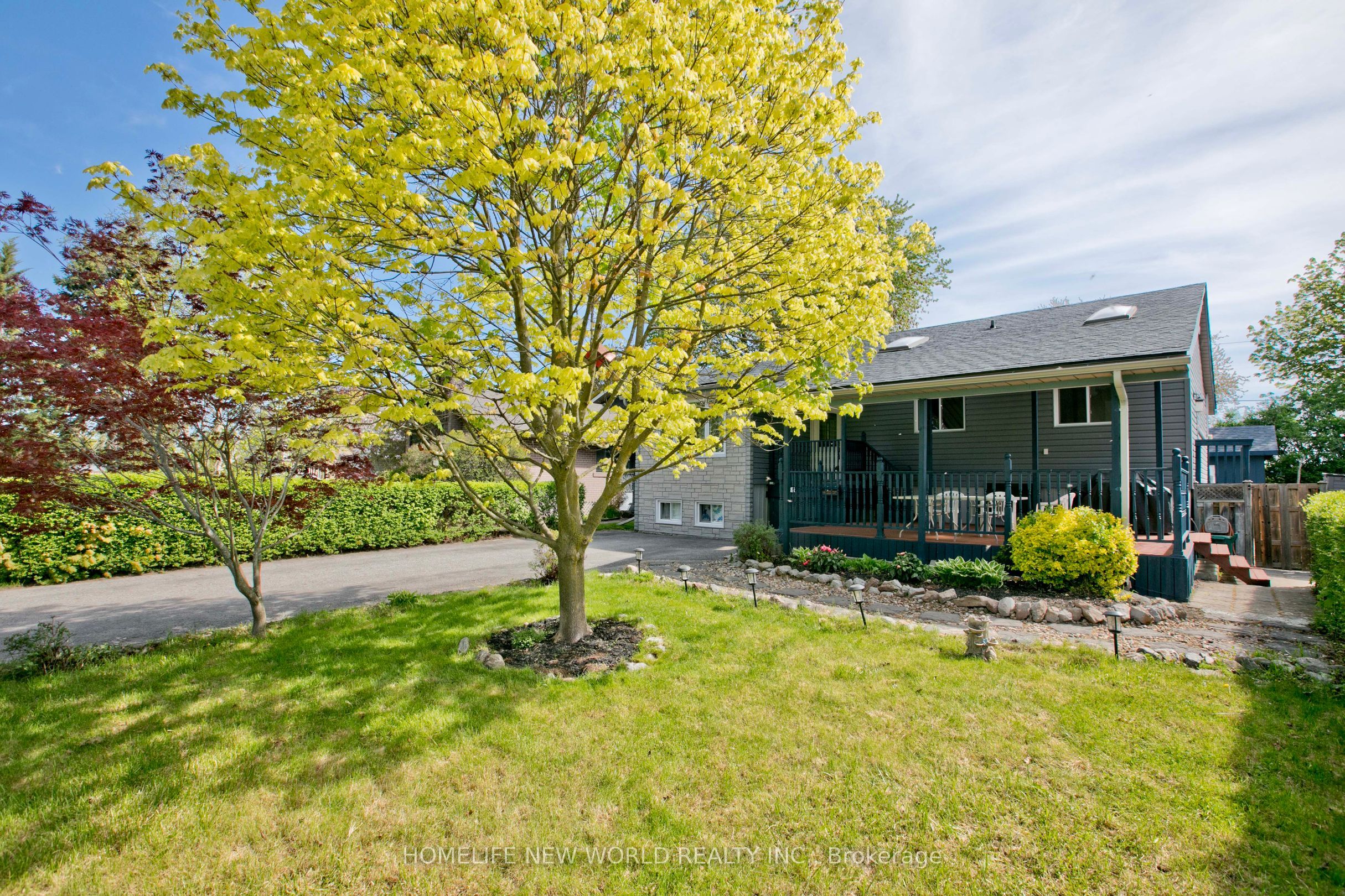 Additional image 4 of 727 Balaton Avenue, Pickering, ON, L1W 1W3
