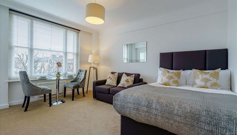 Hill Street, Mayfair W1J, Studio to rent