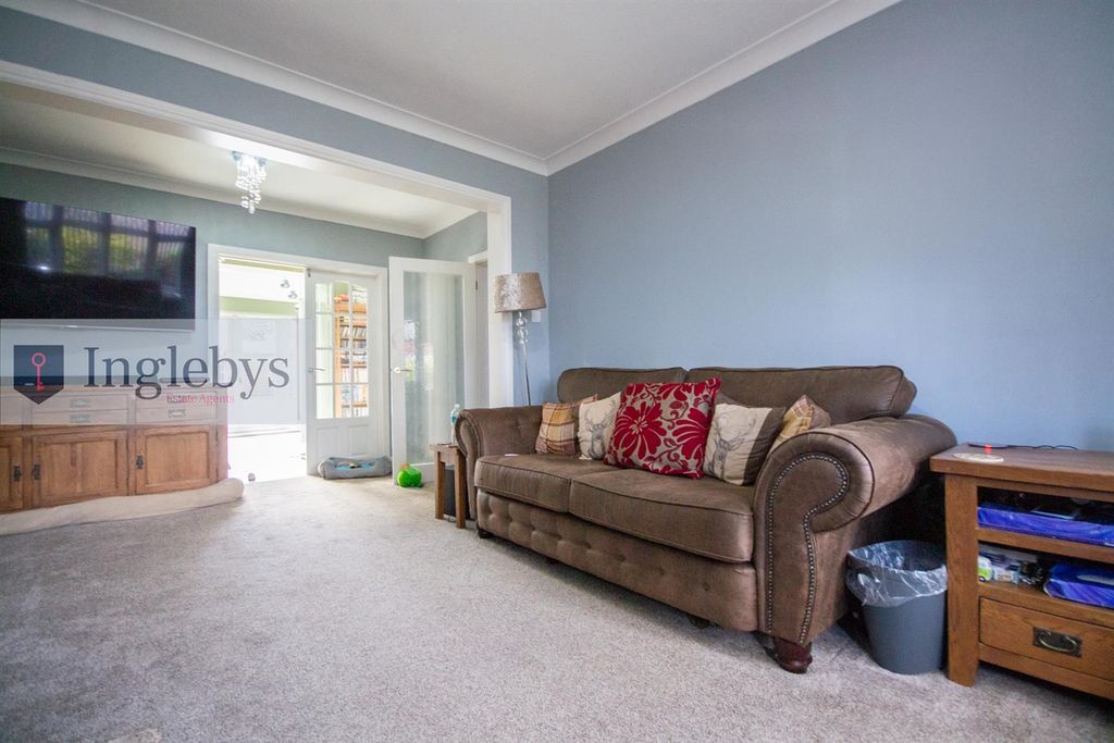 Additional image 7 of 4 bed property for saleStirling Road, Redcar TS10