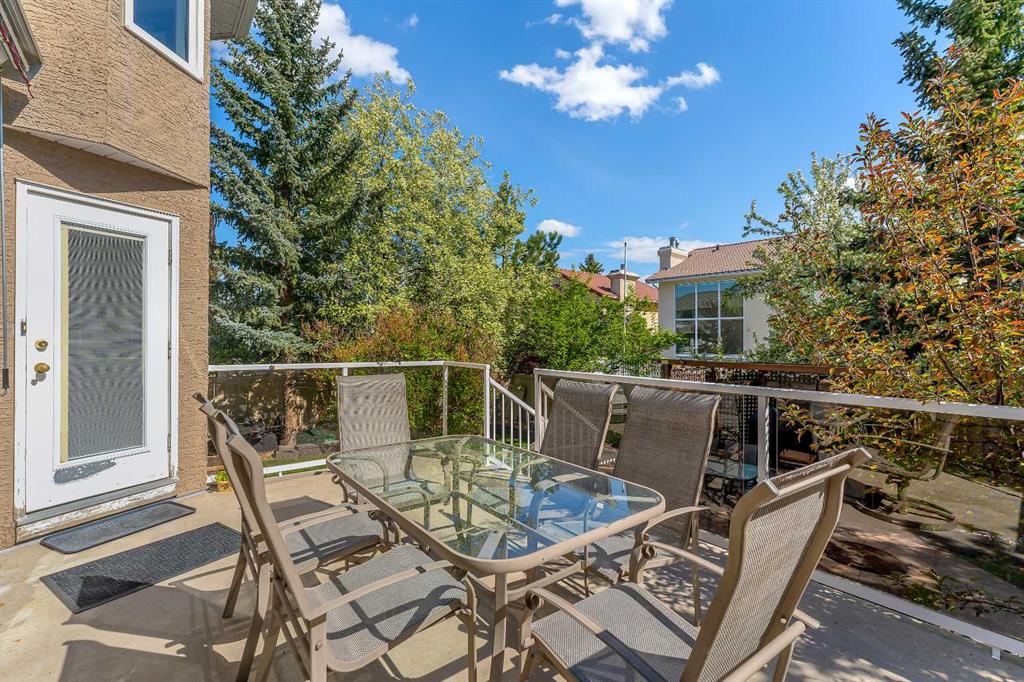 33 Edgevalley Way NW, Calgary, AB, T3A 4X7 photo 3