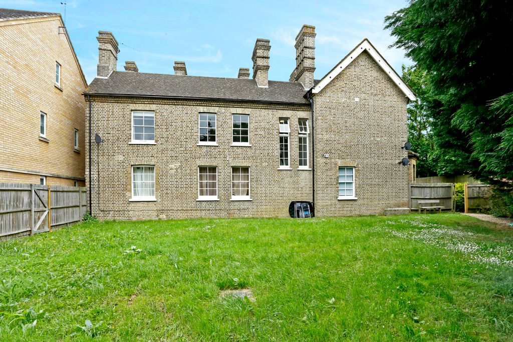 Additional image 9 of 2 bed flat for saleShepherds Farm, Rickmansworth WD3