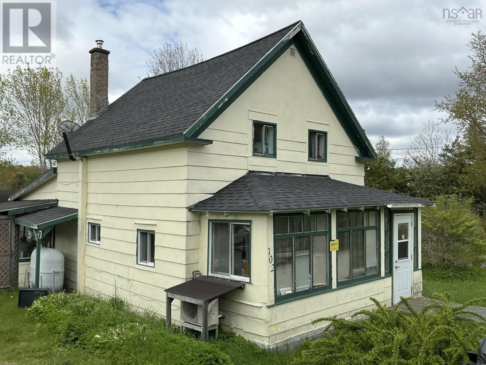 102 Highway 8 , Milton, NS, B0J1H0