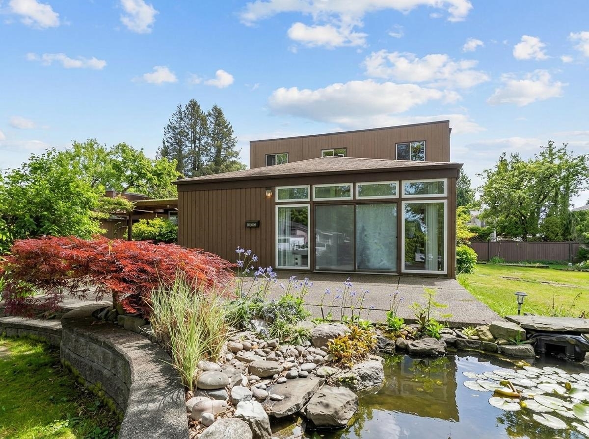 14246 102 Avenue, Surrey, BC, V3T 5A5