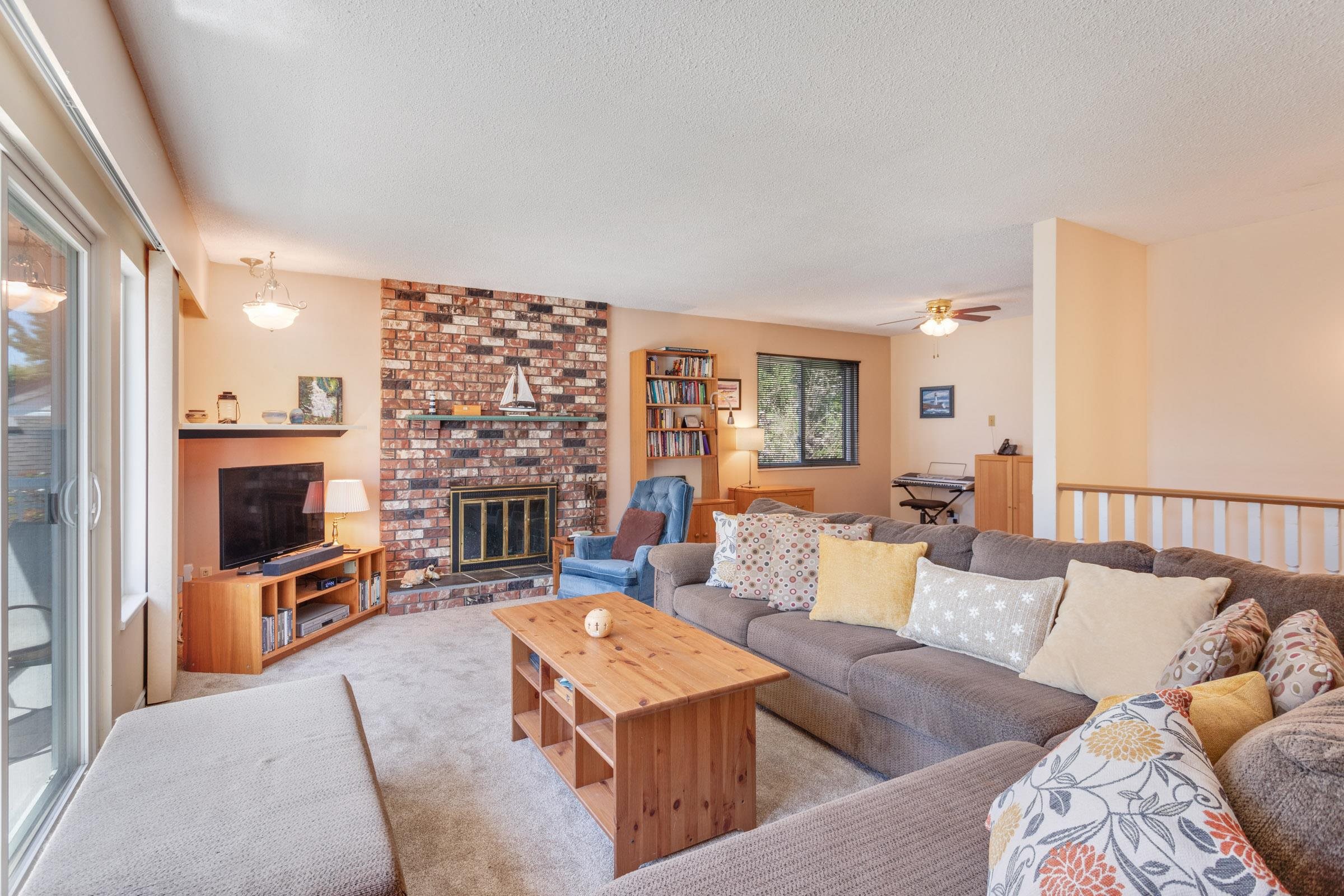 11231 Clipper Court, Richmond, BC, V7E 4M3 photo 4