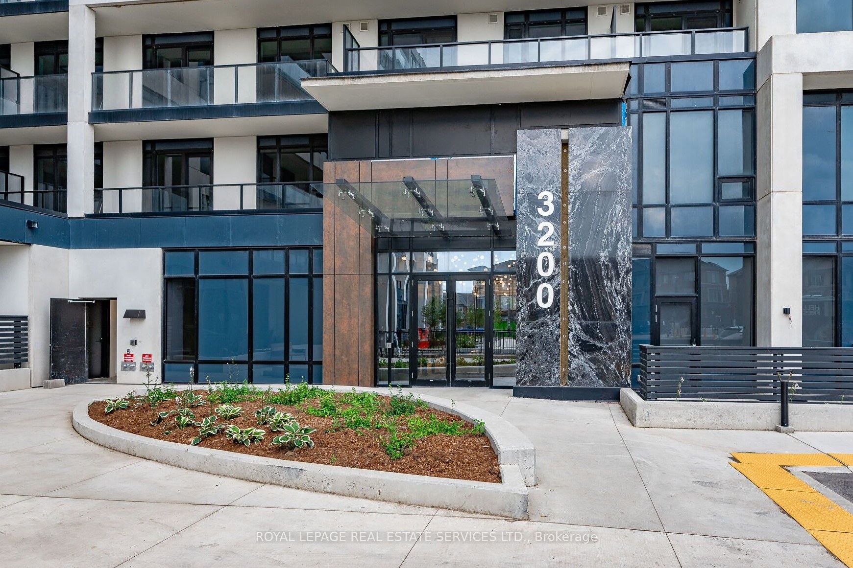 Additional image 2 of 1208-3200 William Coltson Avenue, Oakville, ON, L6H 7C2