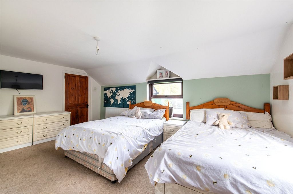 Additional image 15 of 5 bed detached house for saleMaidstone Road, Rochester, Kent ME1