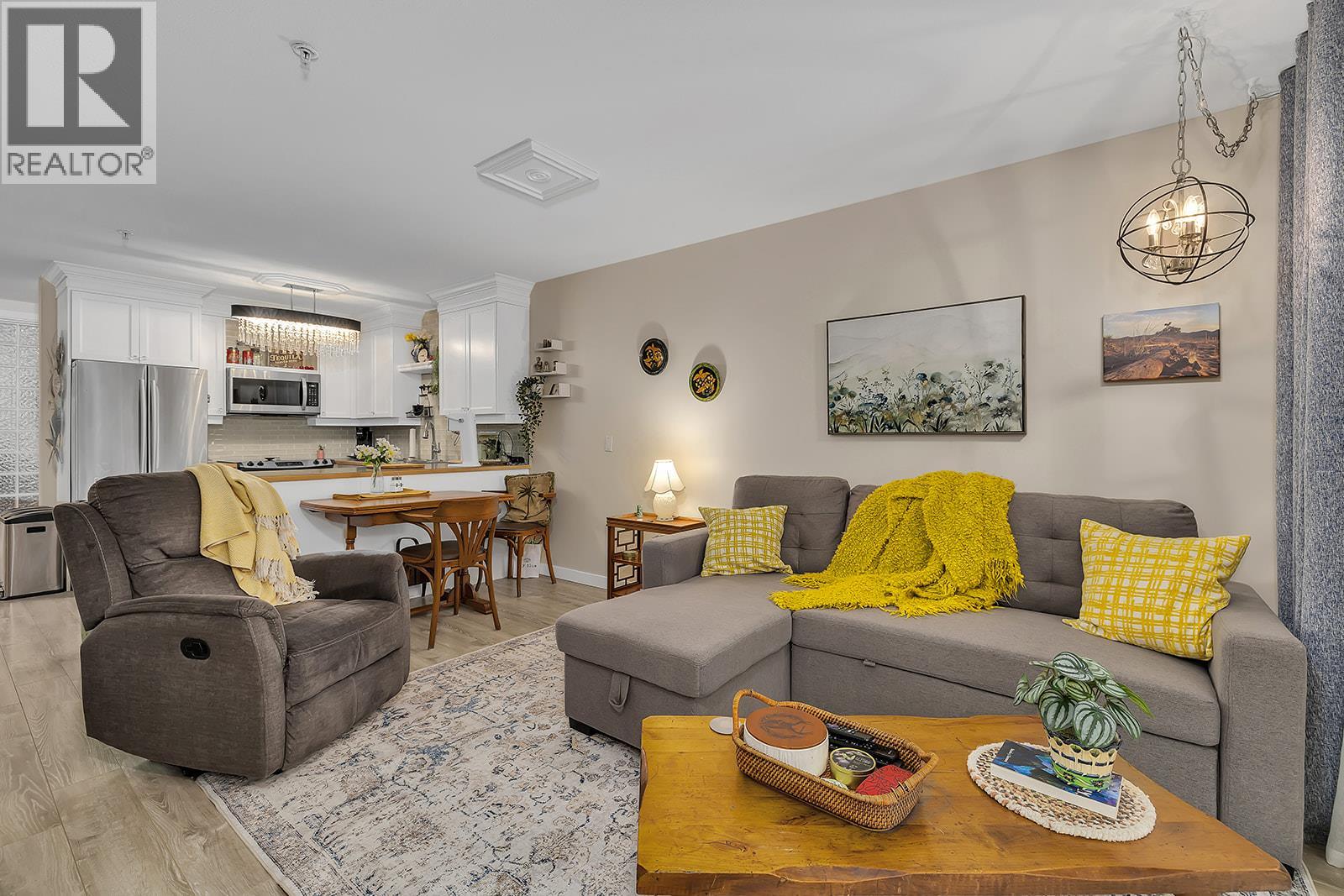 Additional image 6 of 103-1965 Pandosy Street, Kelowna, BC, V1Y1R9