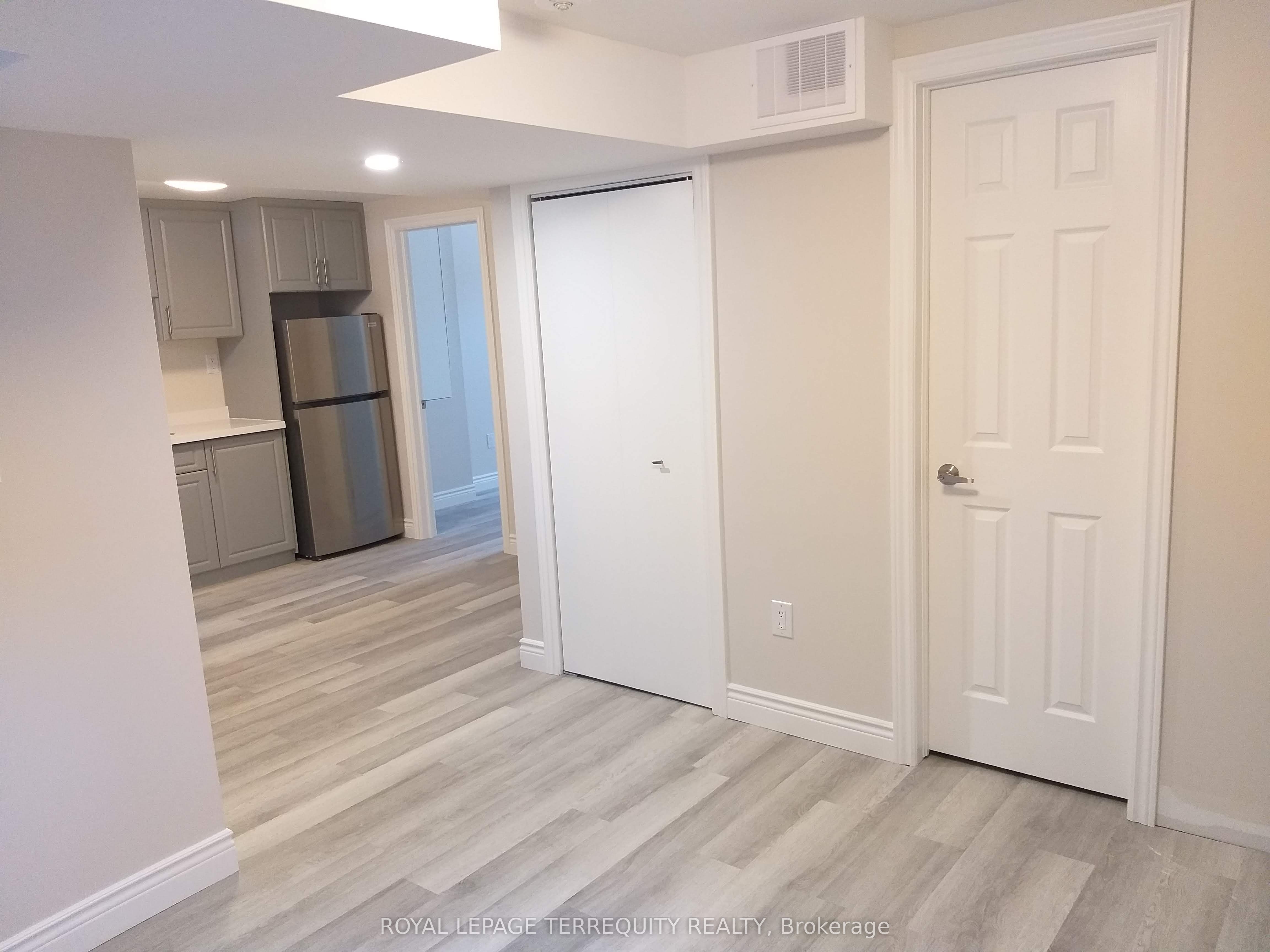 Additional image 5 of Basement-460 Chieftan Circle, Mississauga, ON, L4Z 3A6