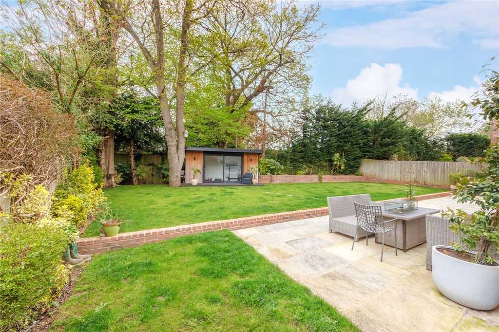 Additional image 26 of 5 bed detached house for saleAldenham Avenue, Radlett, Hertfordshire WD7