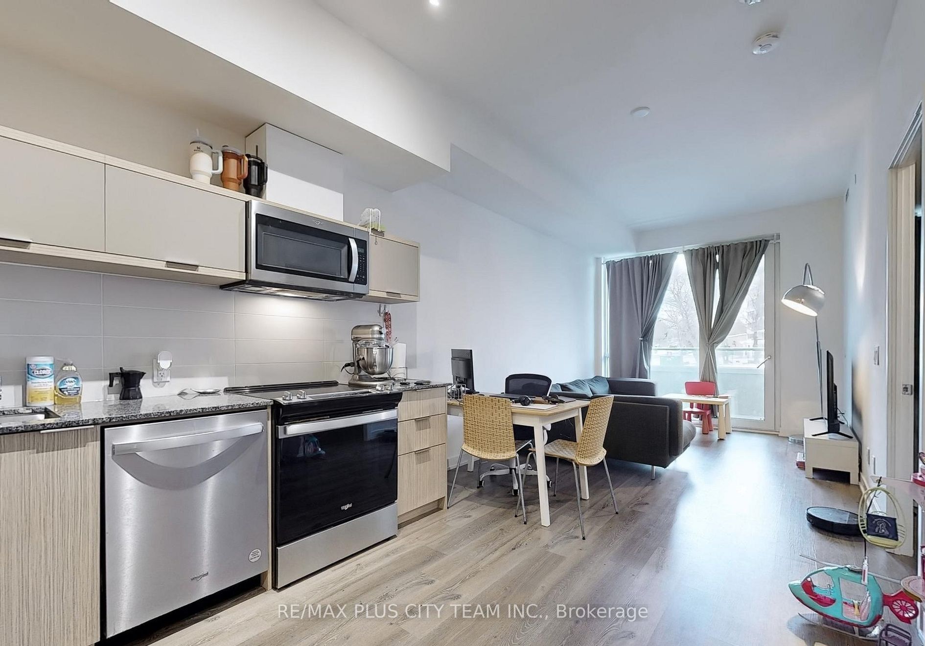 206-10 Deerlick Court, Toronto, ON, M3A 0A7 photo 3