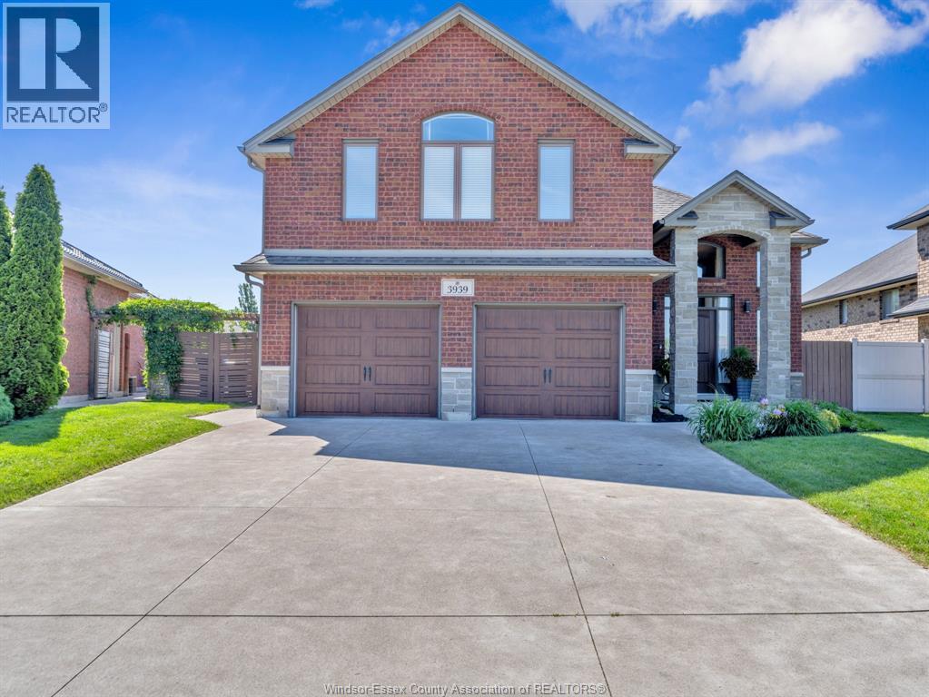 3939 Wildwood Drive, Windsor, ON, N8R2L4