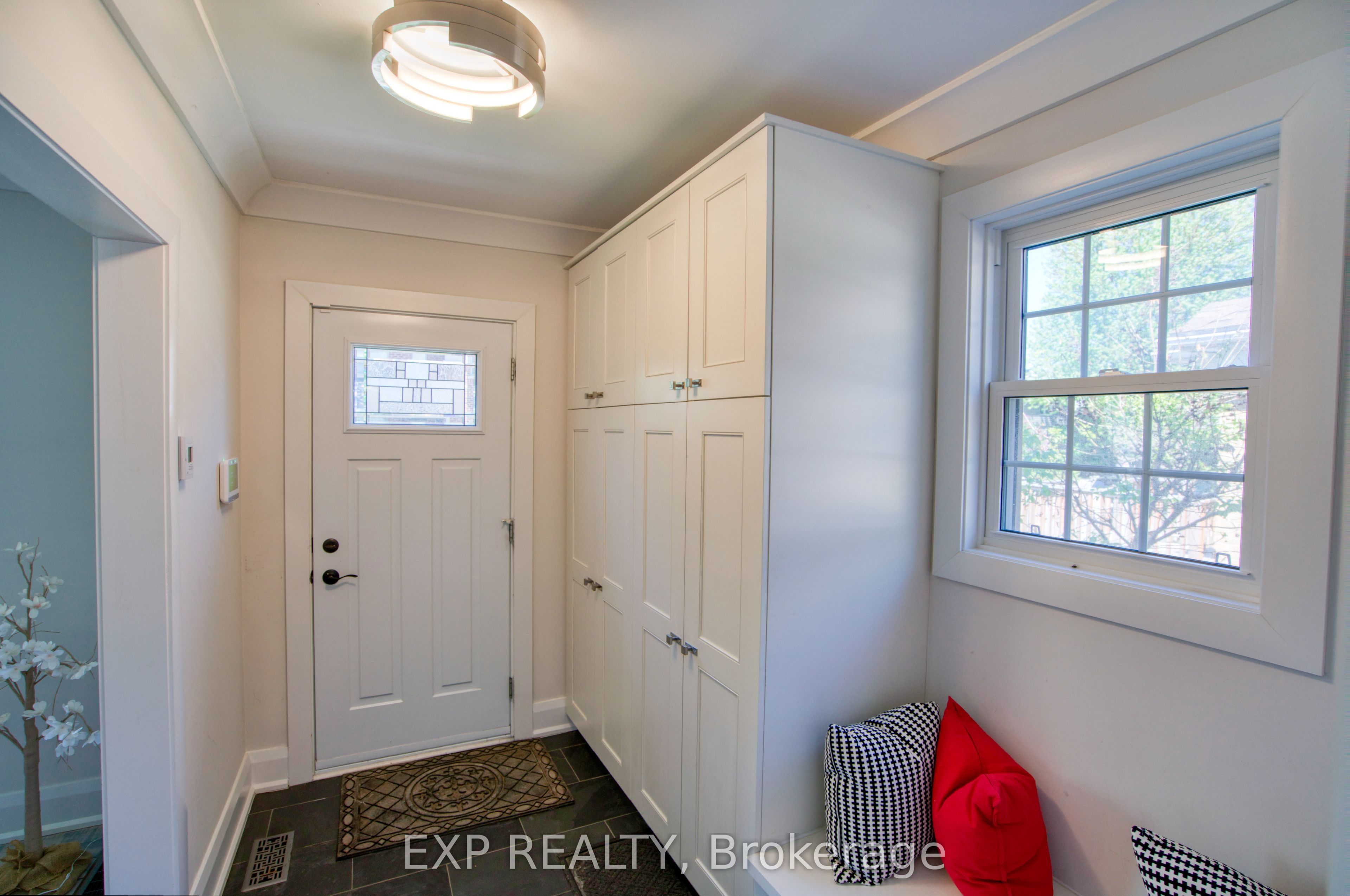 Additional image 3 of 22 Mount Pleasant Avenue, Ottawa, ON, K1S 0L8