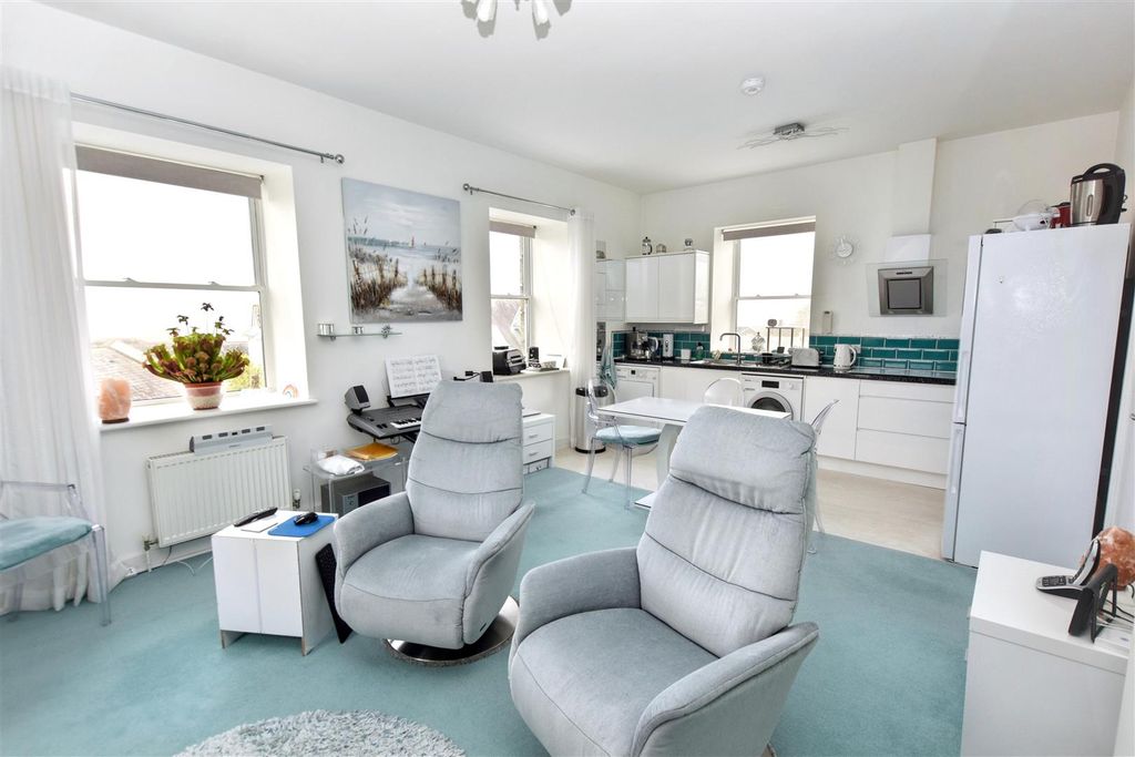Additional image 2 of 2 bed flat for saleGweal Pawl, Redruth TR15