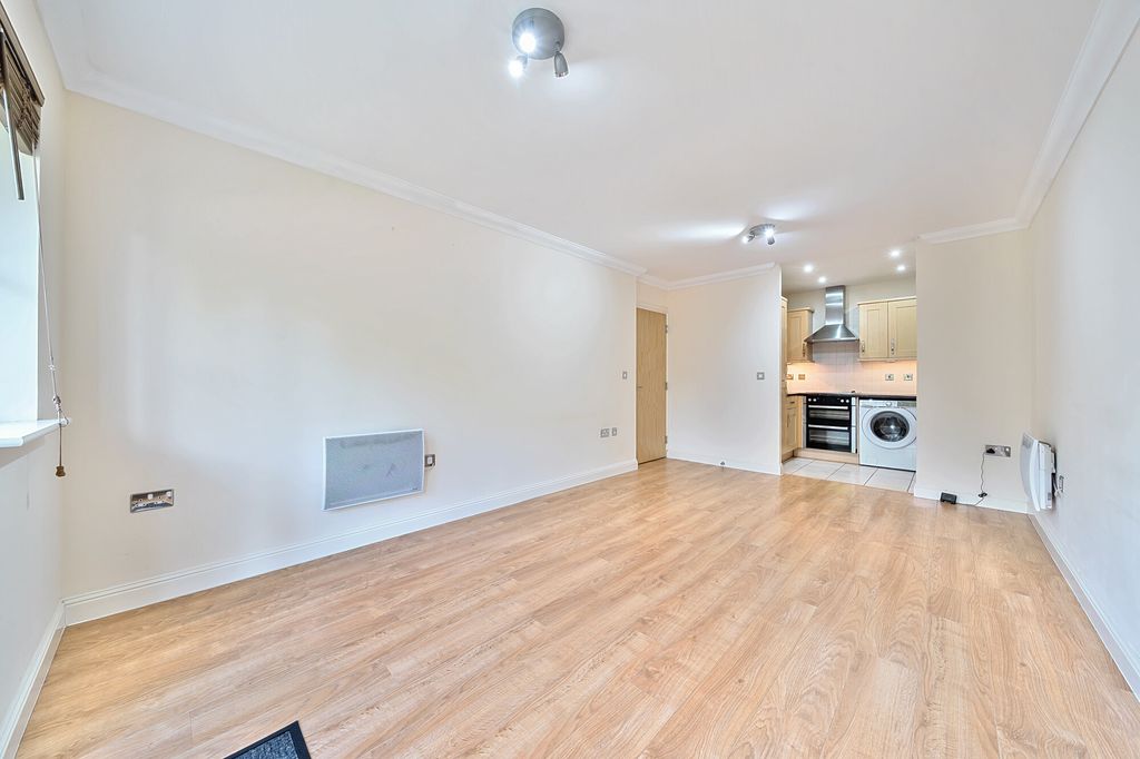 Additional image 8 of 2 bed flat for saleWharf Lane, Rickmansworth WD3